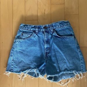 Vintage Levi’s shorts